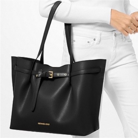 Michael Kors Emilia Large Tote
Shoulder Bag Black
NWT - Picture 3 of 10